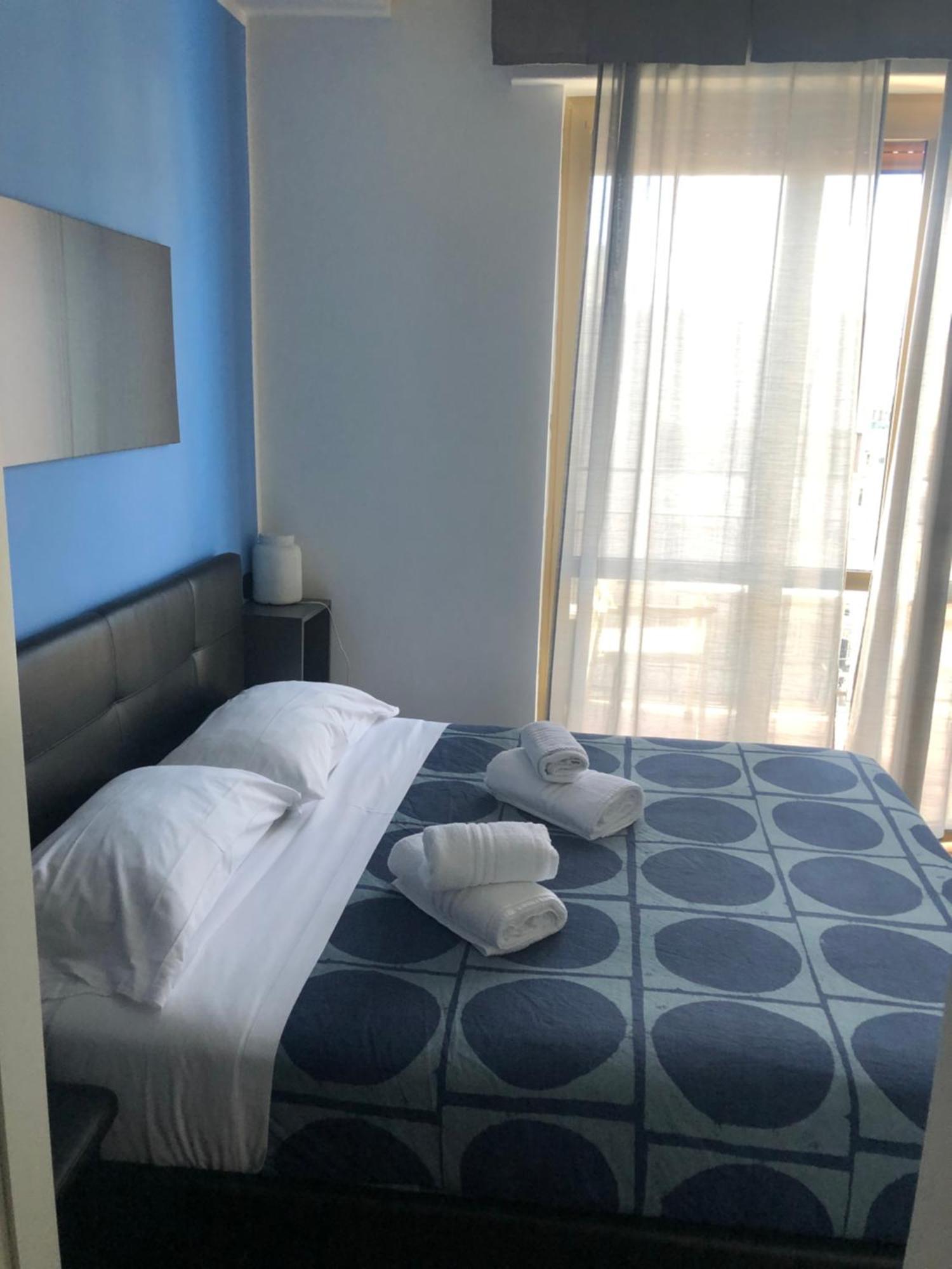 Hotel Marina Sky 8 Napoli Esterno foto